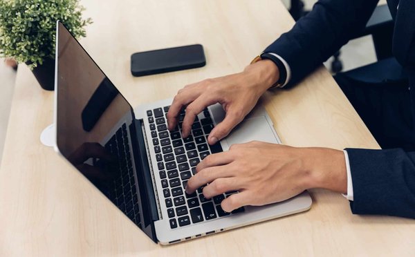 ChatbotGPT : de quoi s’agit-il ? Comment l’utiliser ?