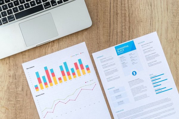 Le monde des possibilités de l'entreprise de marketing : Un aperçu des stratégies, de la vente et des produits pour les consommateurs